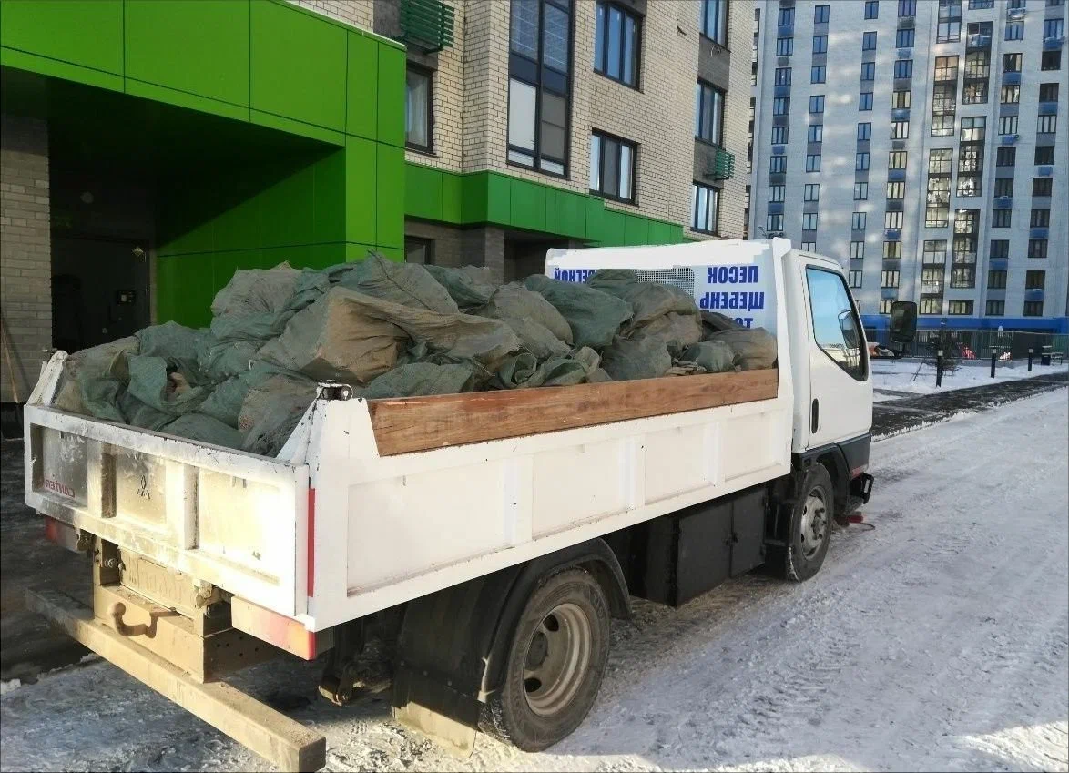 Вывоз мусора грузовым фургоном 3 тонны в Ростове-на-Дону — цена от 1408 руб., ПроМусор