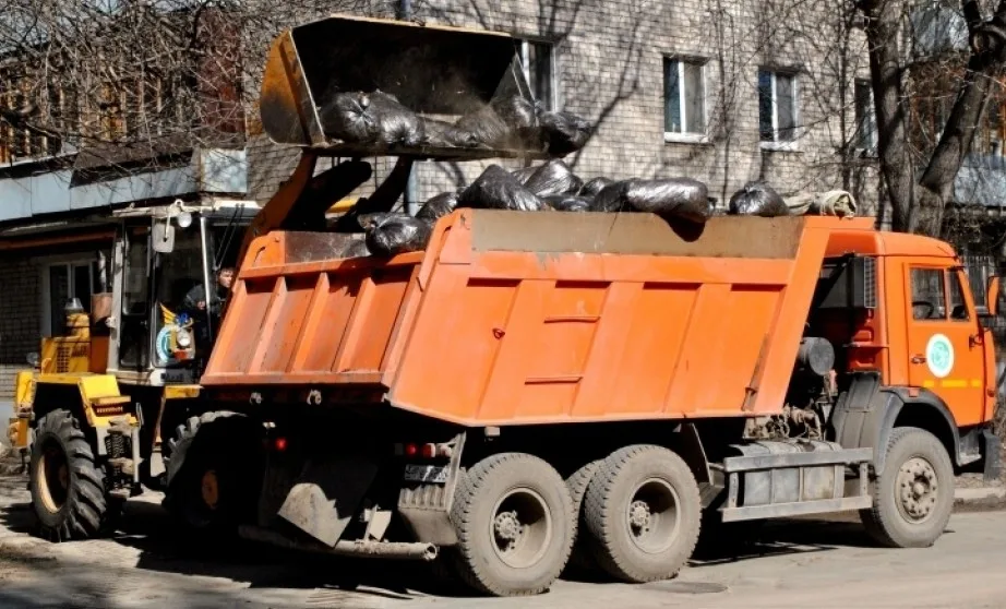 Вывоз мусора грузовым фургоном 5 тонн в Ростове-на-Дону – ПроМусор, аренда, цена от 1616 руб