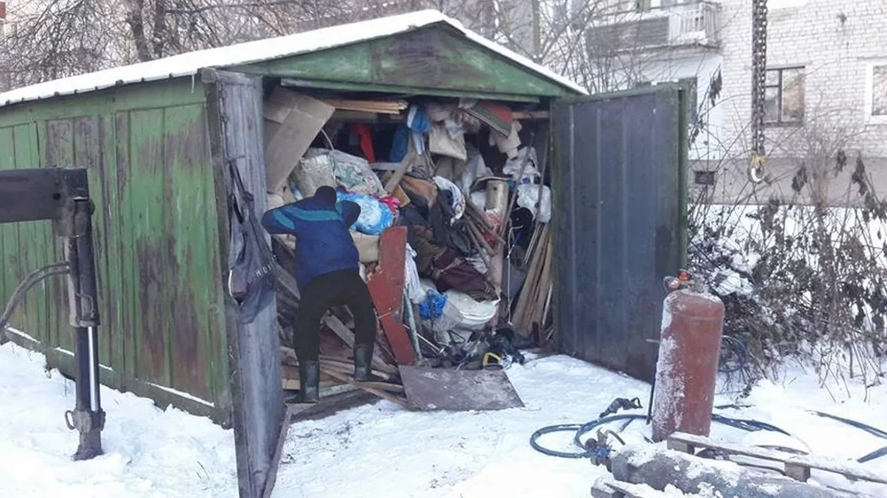 Вывоз мусора из гаража с гарантией чистоты в Ростове-на-Дону в октябре